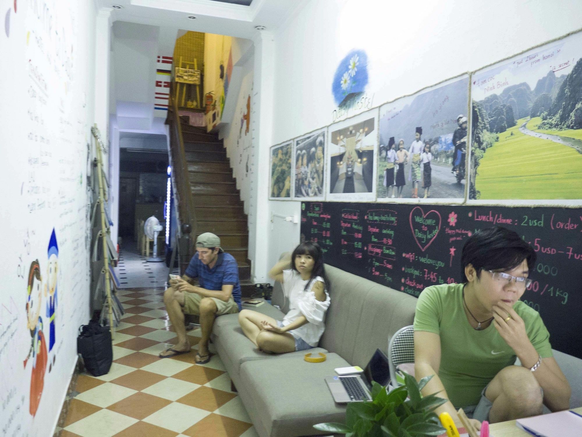 Daisy Hostel Hanoi Exterior photo